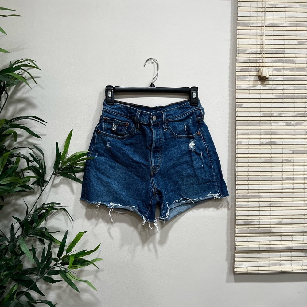 VINTAGE LEVI 501 DENIM SHORTS - Picture 2 of 3